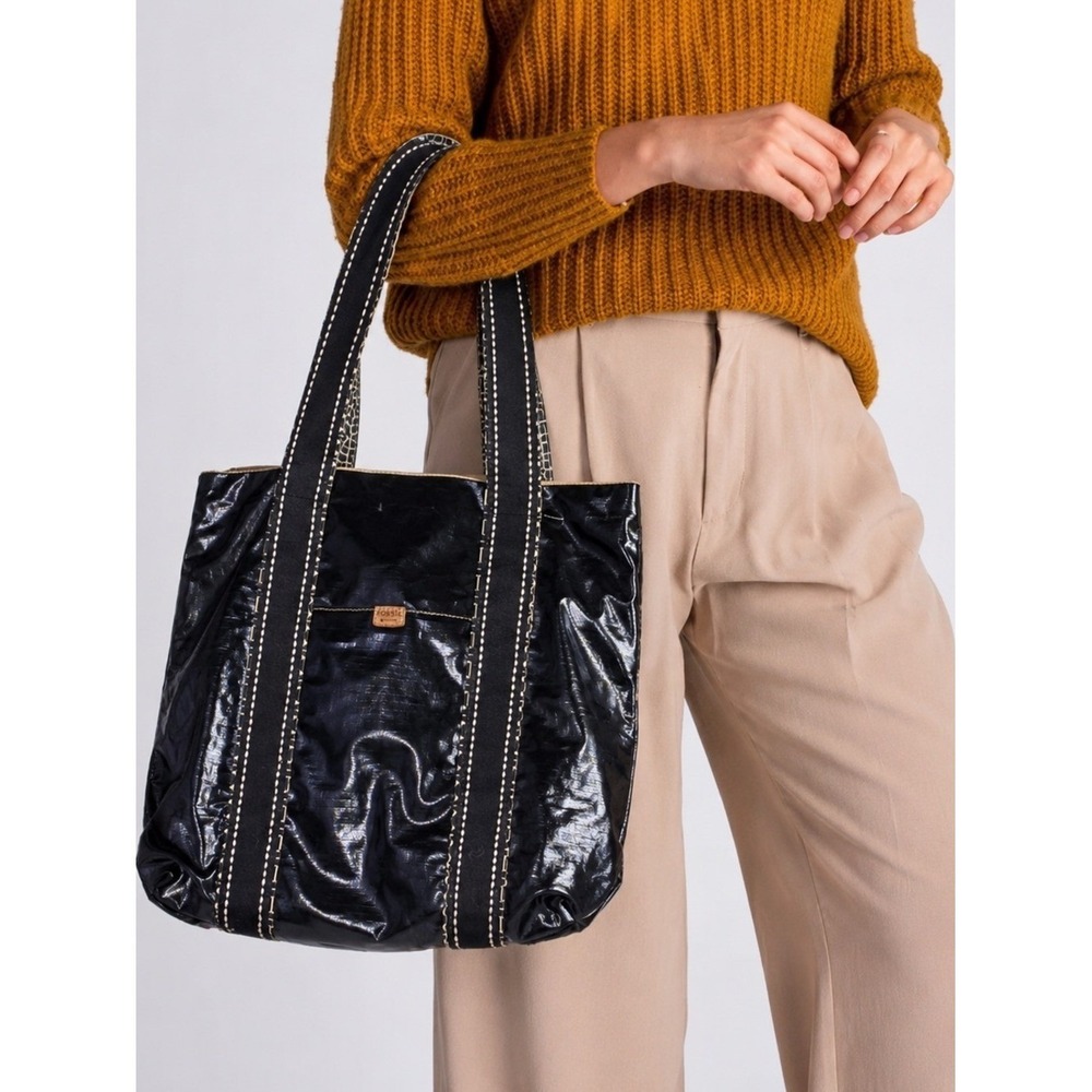 Fossil Black/Tan Key-Per Magnetic Closure Tote Bag Purse